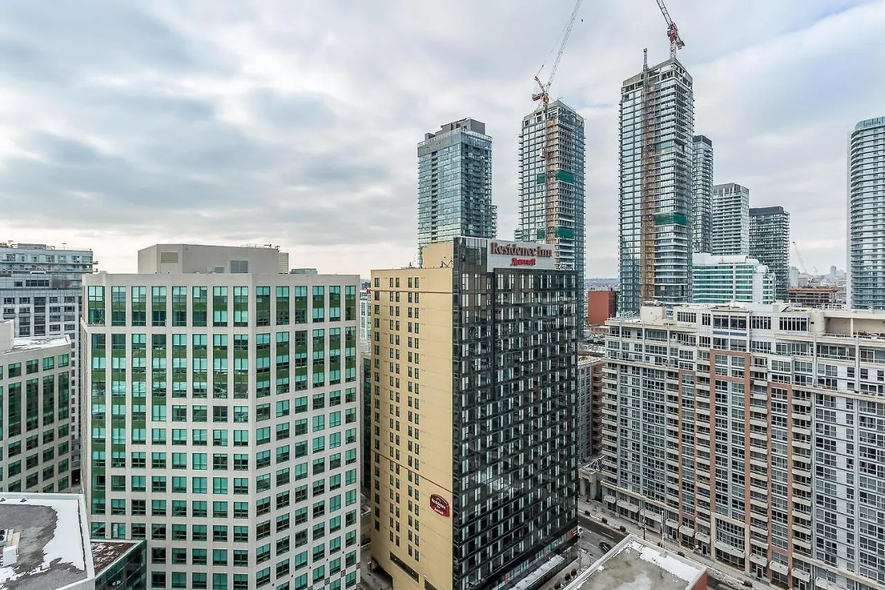 Toronto Rooms And Suites Condos Apartmanhotel