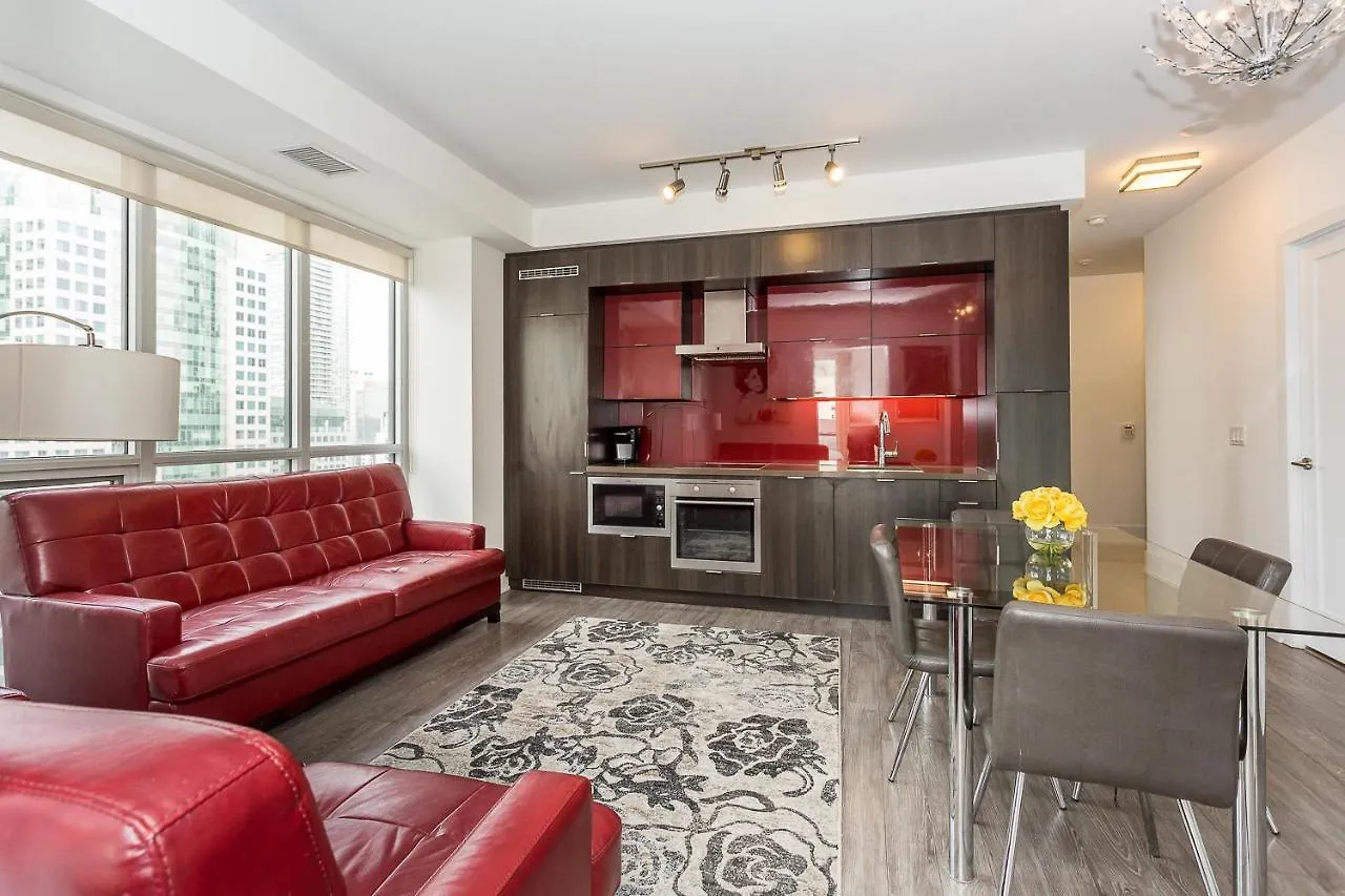 Toronto Rooms And Suites Condos 3*,  Kanada