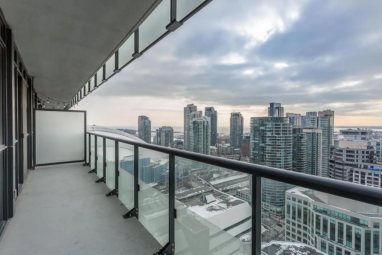 Apartmanhotel Toronto Rooms And Suites Condos